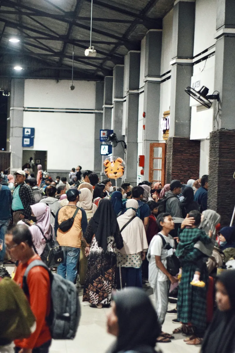 Long queues at terminals